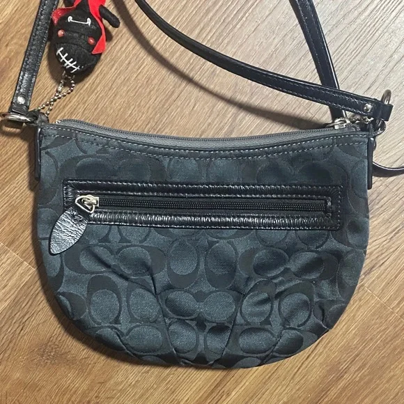 Coach Mini Purse - Picture 4 of 5